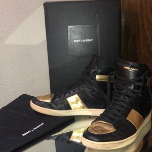 *Authentic* Saint Laurent Sneaker